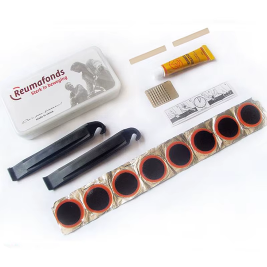 Fahrrad Reifen Reparatur Set mit enthaltenen Werkzeugen im Detail