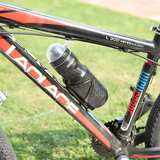 BIKEKE Fahrrad Flaschenhalter Set mit Trinkflasche am Rahmen montiert