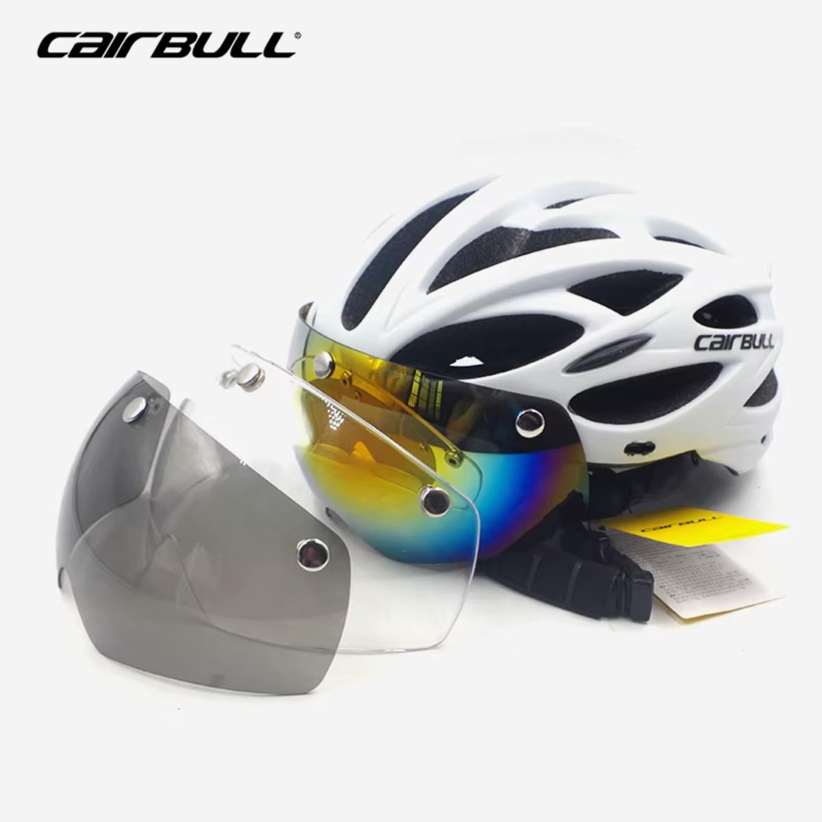 CAIRBULL Fahrradhelm in Weiß kombiniert mit Sportbrille