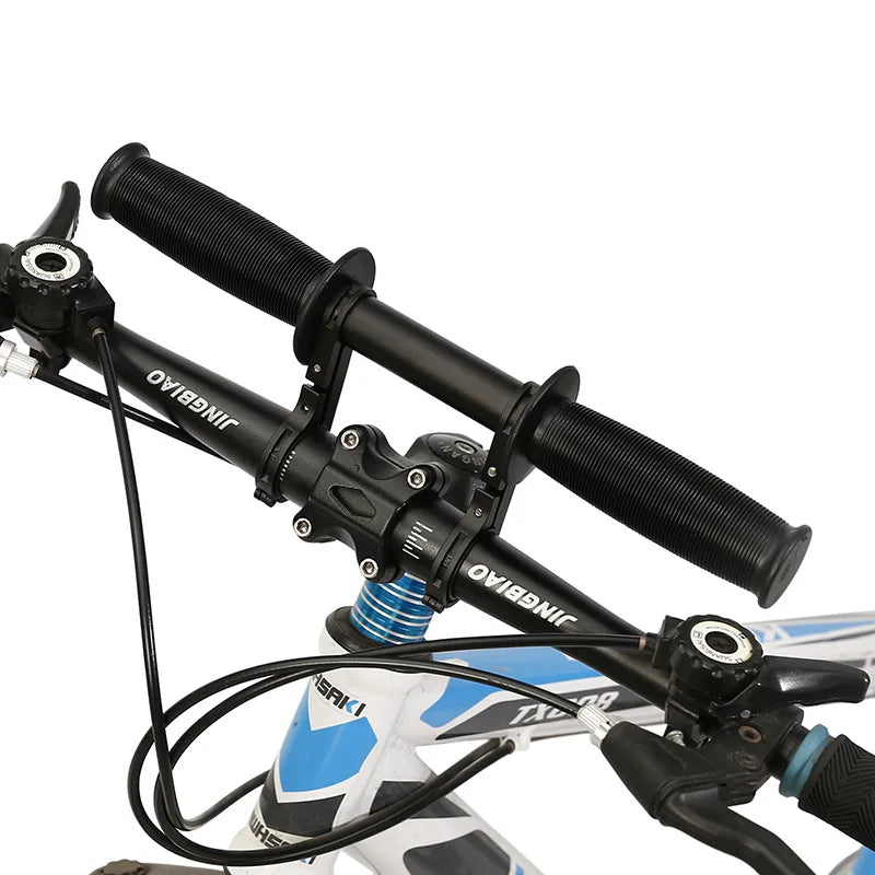 Detailansicht der Befestigung des Fahrrad Kindersitzes am Lenker