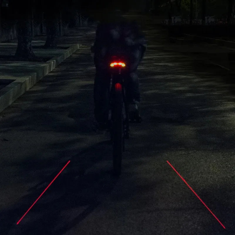 Wasserfestes Fahrrad Rücklicht mit Blinkerfunktion für Fahrten bei Regen und Nässe
