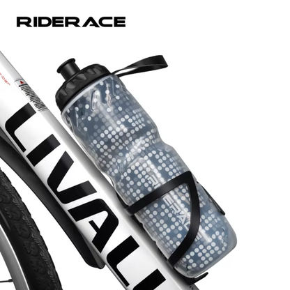 RIDERACE Fahrrad Trinkflasche montiert am Fahrradrahmen